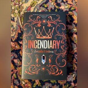 Fairyloot exclusive edition Incendiary by Zoraida Córdova